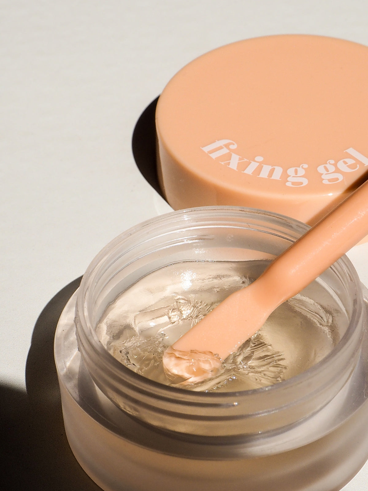 Brow Fixing Gel & Fixing Brush